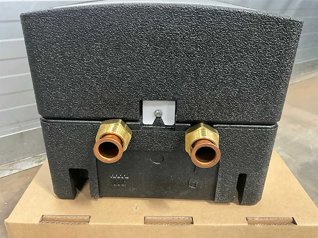 Awb elektrische naverwarmer 6 kw - afbeelding 11 van  12