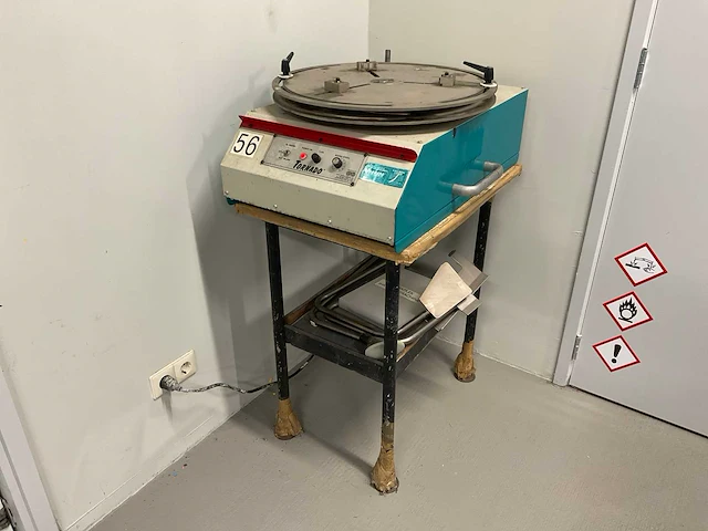 A.w.t. world trade tornado inktmixer op onderstel - afbeelding 1 van  6