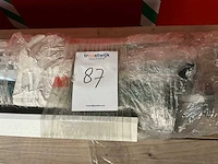 Axa inbraakwerend partij deurbeveigingsstrip - afbeelding 1 van  5
