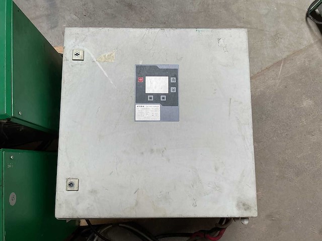 Axima - flexis 80d125euw2 p 80v 125a - acculaders - 2023 - afbeelding 1 van  3