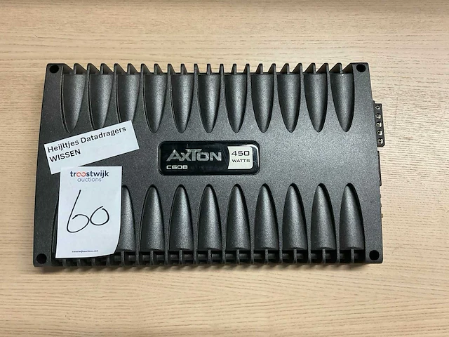 Axton c608 versterker - afbeelding 1 van  6