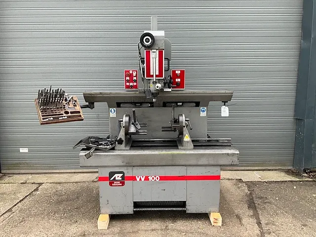 Az vv-100 klepzitting bewerkingmachine - afbeelding 1 van  16