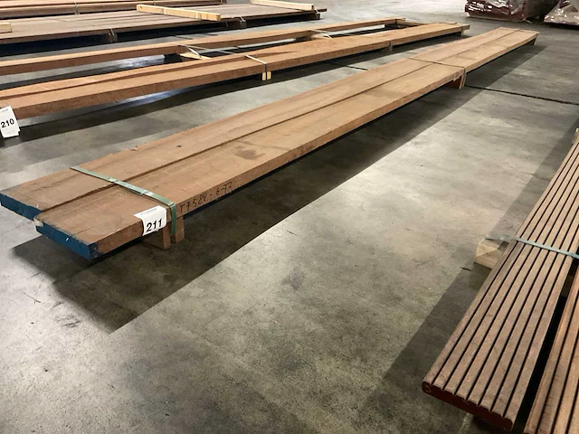 Azobé balk 40x200 mm (2x) - afbeelding 1 van  5