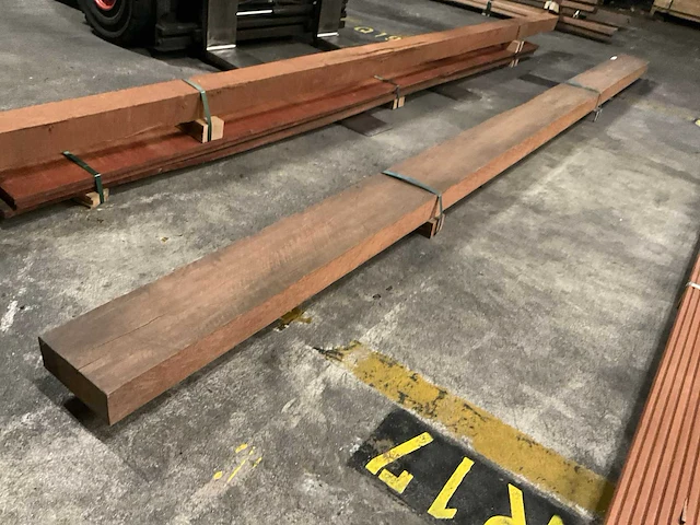 Azobé balk 80x200 mm - afbeelding 3 van  4