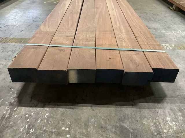 Azobé balk geschaafd 90x140 mm (6x) - afbeelding 4 van  6