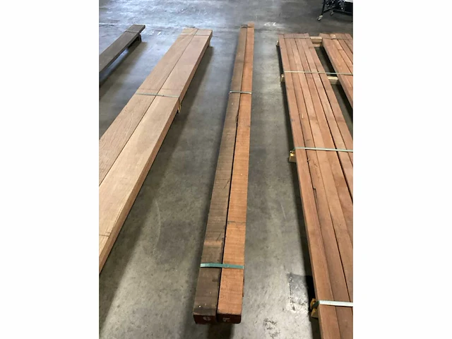 Azobé balken 100x100 mm (2x) - afbeelding 5 van  5