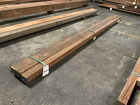 Azobé gepunte palen 70x70 mm (3x) - afbeelding 1 van  5