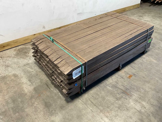 Azobé hardhouten paal geschaafd gepunt 180x6,5x6,5 cm (42x) - afbeelding 4 van  7