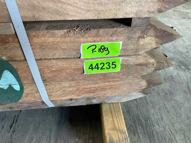 Azobé hardhouten tuinpaal gepunt 150x7x7 cm (98x) - afbeelding 5 van  5