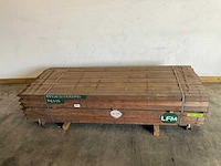 Azobé hardhouten tuinpaal gepunt 275x7x7 cm (92x) - afbeelding 1 van  5