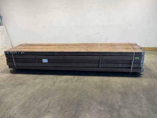 Azobé paal fijnbezaagd gepunt 400x10x10 cm (19x) - afbeelding 1 van  6