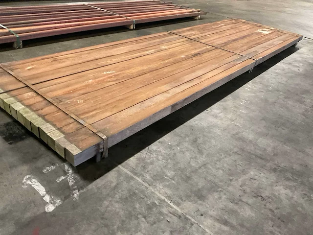 Azobé palen 60x60 mm (16x) - afbeelding 3 van  5
