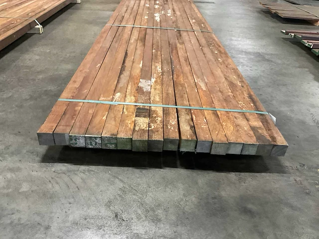 Azobé palen 60x60 mm (16x) - afbeelding 2 van  5
