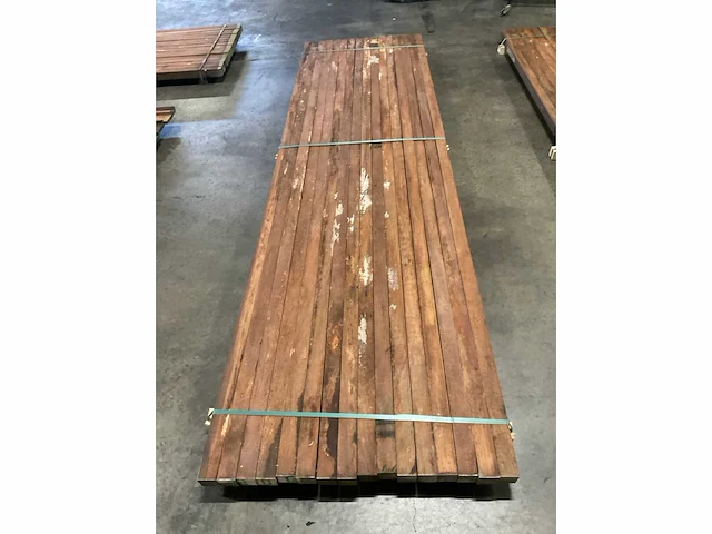 Azobé palen 60x60 mm (16x) - afbeelding 5 van  5