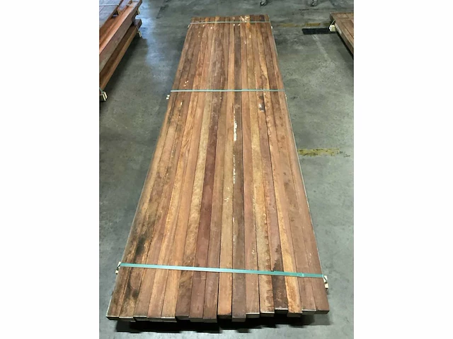 Azobé palen 60x60 mm (16x) - afbeelding 5 van  5