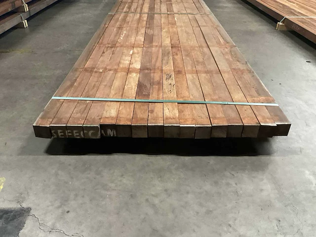 Azobé palen 60x60 mm (16x) - afbeelding 4 van  5