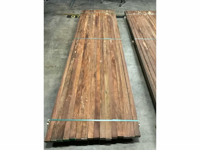 Azobé palen 60x60 mm (16x) - afbeelding 5 van  5