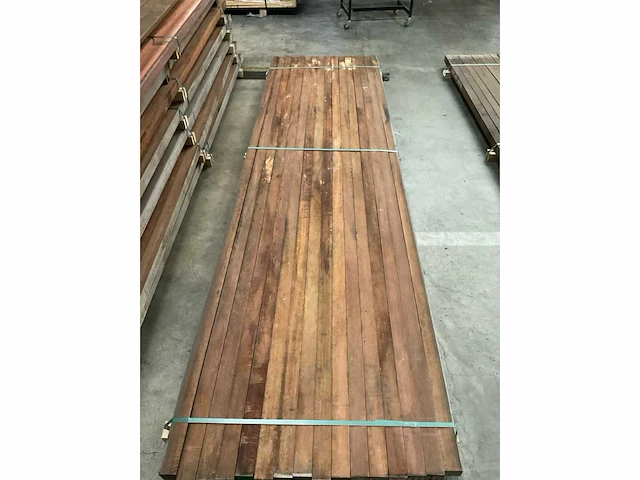 Azobé palen 60x60 mm (16x) - afbeelding 5 van  5