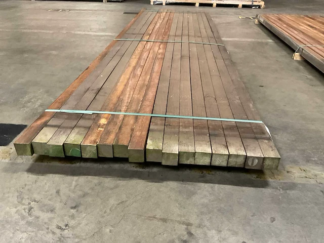 Azobé palen 60x60 mm (16x) - afbeelding 2 van  5