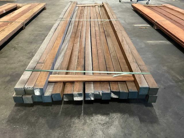 Azobé palen 60x60 mm (20x) - afbeelding 4 van  5