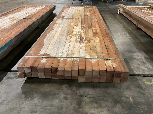Azobé palen 60x60 mm (32x) - afbeelding 4 van  5