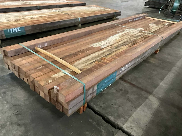 Azobé palen 60x60 mm (34x) - afbeelding 3 van  5