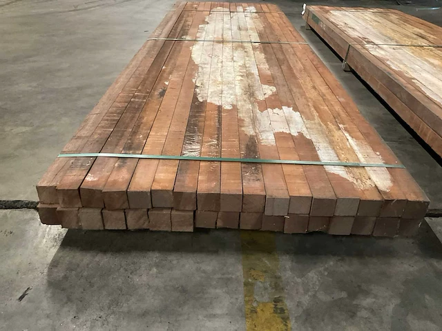 Azobé palen 60x60 mm (34x) - afbeelding 4 van  5