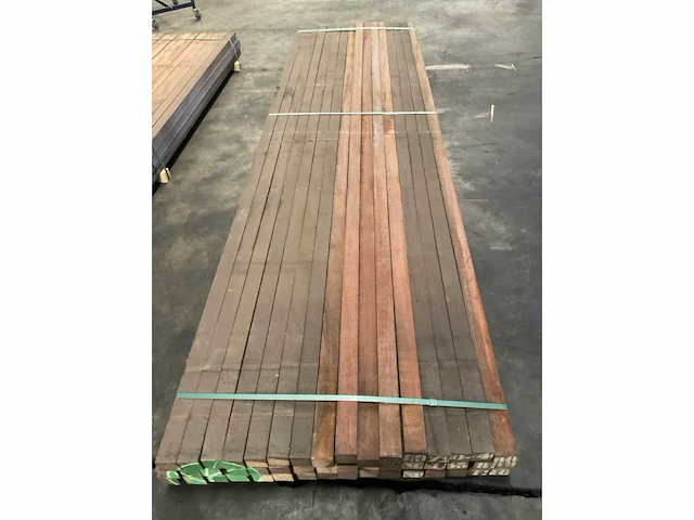 Azobé palen 60x60 mm (48x) - afbeelding 5 van  5