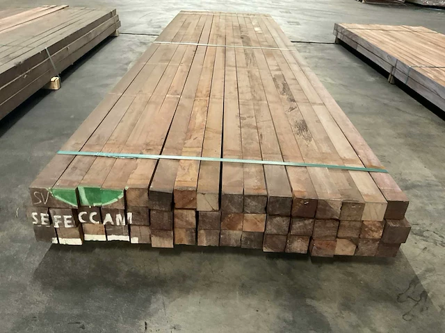 Azobé palen 60x60 mm (48x) - afbeelding 2 van  5