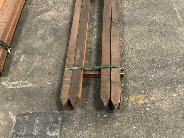 Azobé palen 70x70 mm (4x) - afbeelding 5 van  5