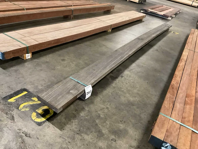 Azobé plank 40x185 mm - afbeelding 1 van  3