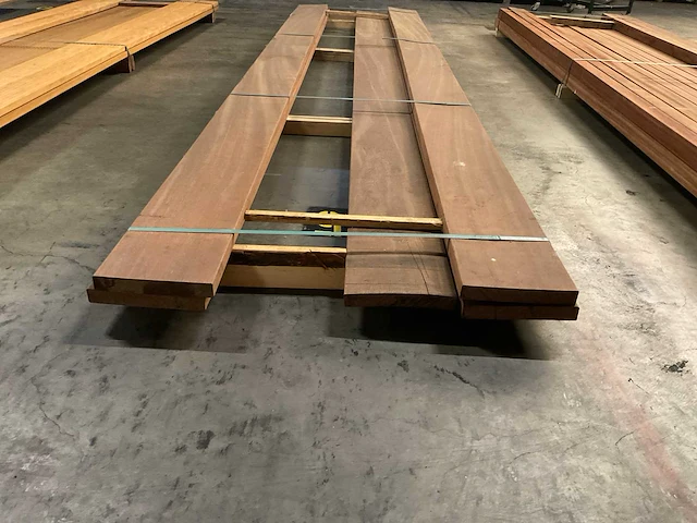 Azobé plank geschaafd 35x230 mm (5x) - afbeelding 4 van  6