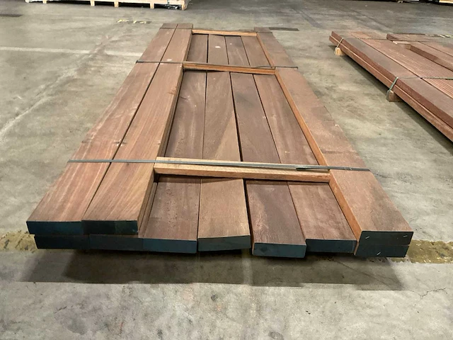Azobé planken geschaafd 45x140 mm (10x) - afbeelding 2 van  6