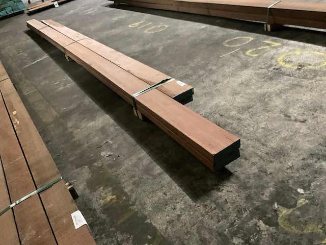 Azobé regels geschaafd 40x140 mm (4x) - afbeelding 2 van  4