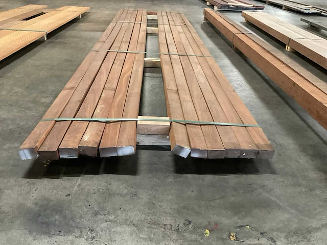 Azobé regels geschaafd 45x70 mm (12x) - afbeelding 2 van  6