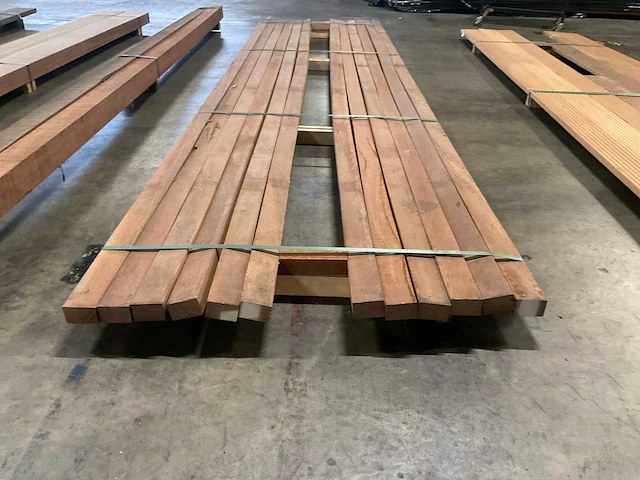 Azobé regels geschaafd 45x70 mm (12x) - afbeelding 4 van  6