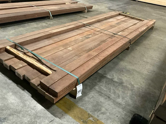 Azobé regels geschaafd 45x90 mm (15x) - afbeelding 1 van  6