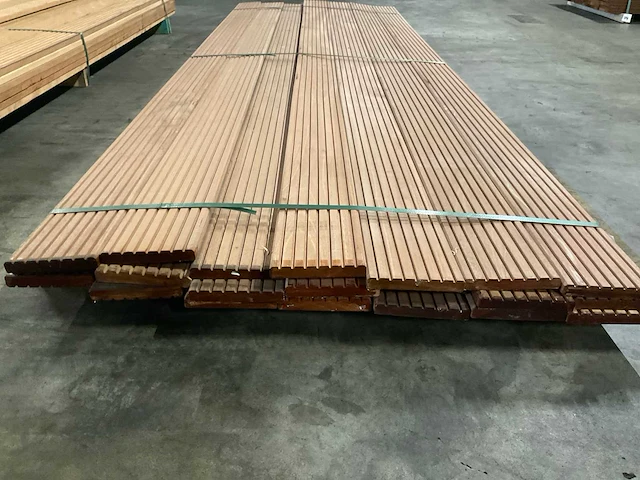 Azobé vlonderdelen antislip 21x145 mm (21x) - afbeelding 2 van  6