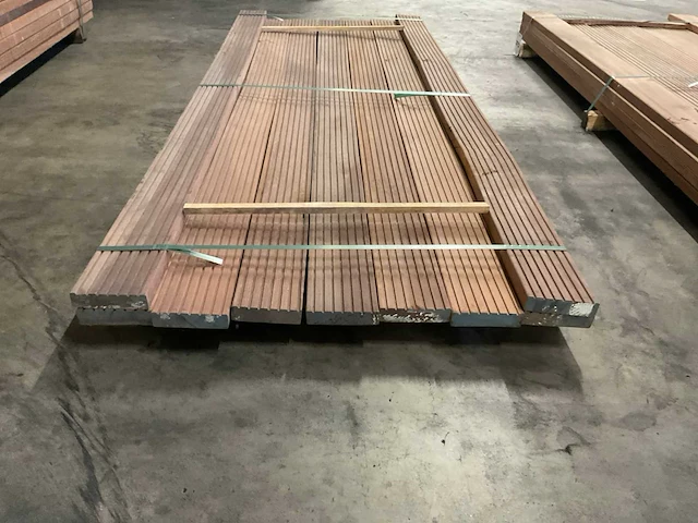 Azobé vlonderdelen antislip 35x140 mm (9x) - afbeelding 4 van  6