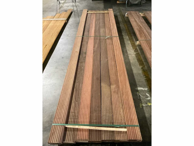 Azobé vlonderdelen antislip 45x140 mm (16x) - afbeelding 5 van  6