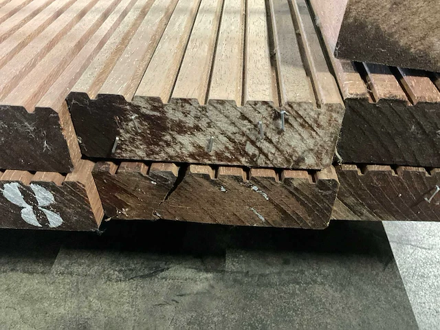 Azobé vlonderdelen antislip 45x140 mm (16x) - afbeelding 6 van  6