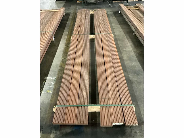 Azobé vlonderdelen antislip 45x140 mm (6x) - afbeelding 5 van  6