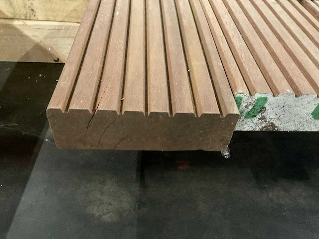 Azobé vlonderdelen antislip 45x140 mm (6x) - afbeelding 6 van  6