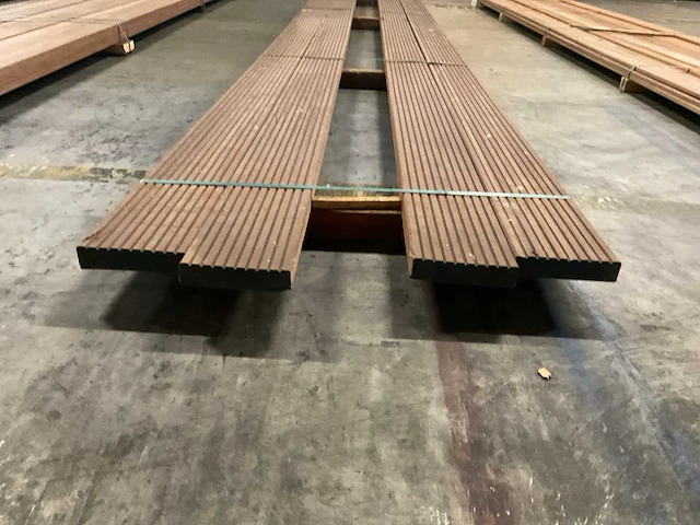 Azobé vlonderdelen antislip 45x190 mm (4x) - afbeelding 4 van  6