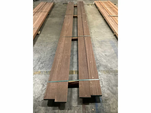 Azobé vlonderdelen antislip 45x190 mm (4x) - afbeelding 5 van  6
