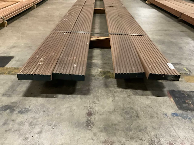 Azobé vlonderdelen antislip 45x190 mm (4x) - afbeelding 2 van  6