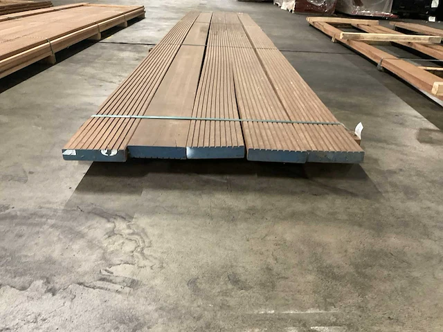 Azobé vlonderdelen antislip 45x190mm (5x) - afbeelding 2 van  6