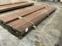 Azobé vlonderplanken met antislip 45x140 mm (13x) - afbeelding 1 van  6