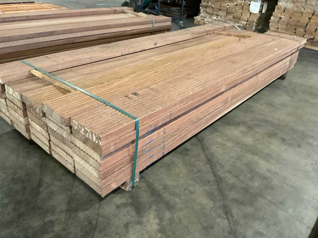 Azobé vlonderplanken met antislip 45x190 mm (33x) - afbeelding 3 van  6