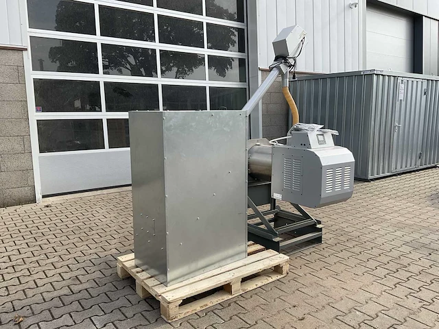 B-max 300 pelletbrander met luchtreiniging - afbeelding 13 van  18